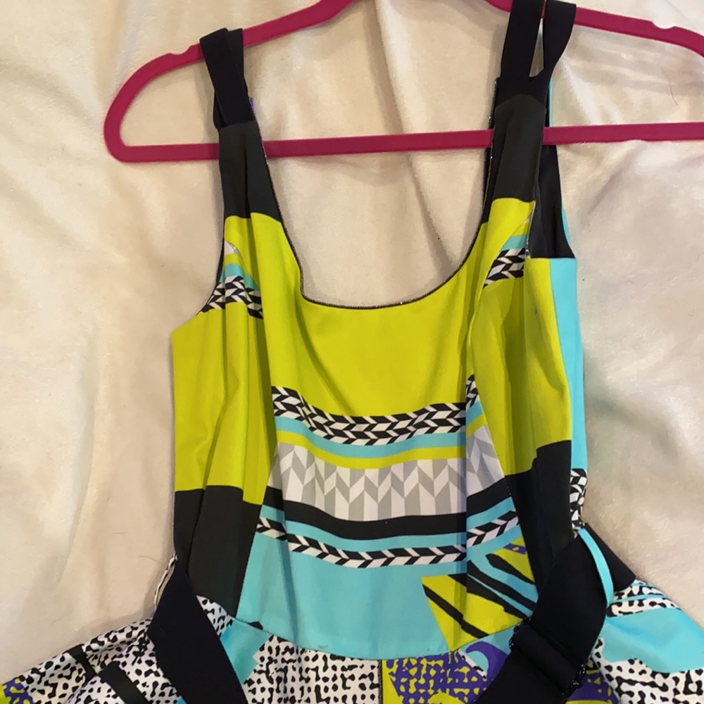 Never worn - Picture 2 of 4